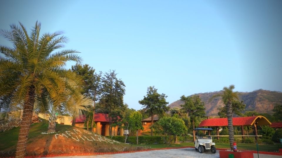 Homepage - Manohar Villas Neemrana